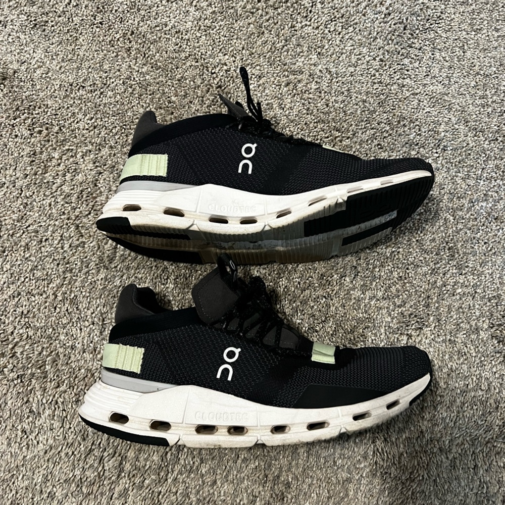 ON Running Cloud Nova Sneakers